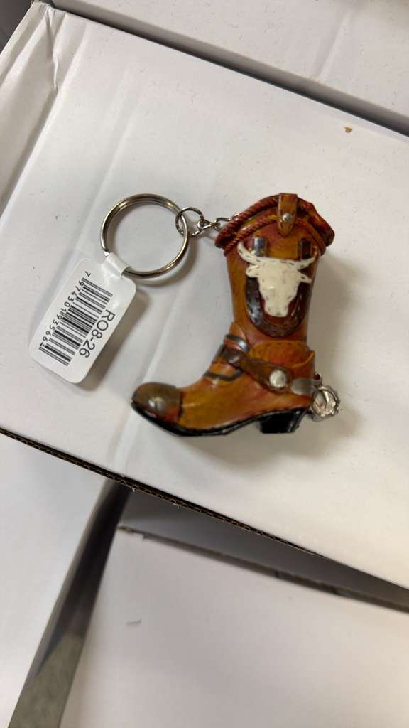 SHOE KEYCHAIN ASSORTED